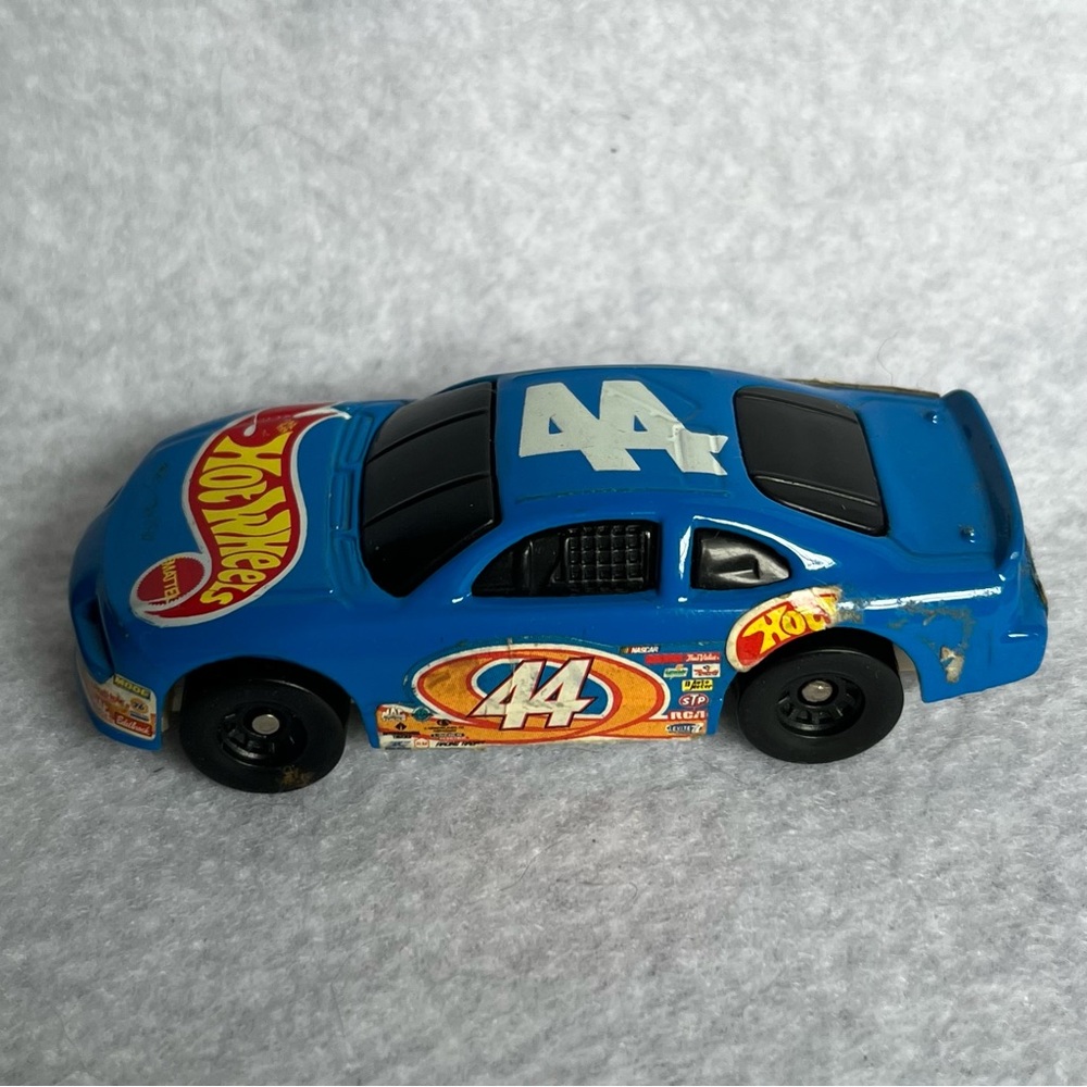 1998 Vinatge McDonald's NASCAR Hot Wheels #44 Blue Racecar Toy Mattel